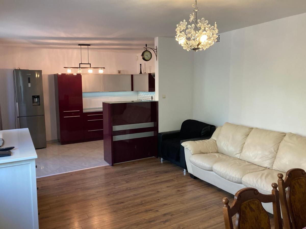 Dom Chotomow Apartment Ngoại thất bức ảnh